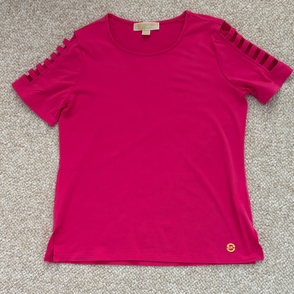 Michael Kors Fuchsia Short-Sleeve—Ladder-Slit @ shoulder, polyester top.